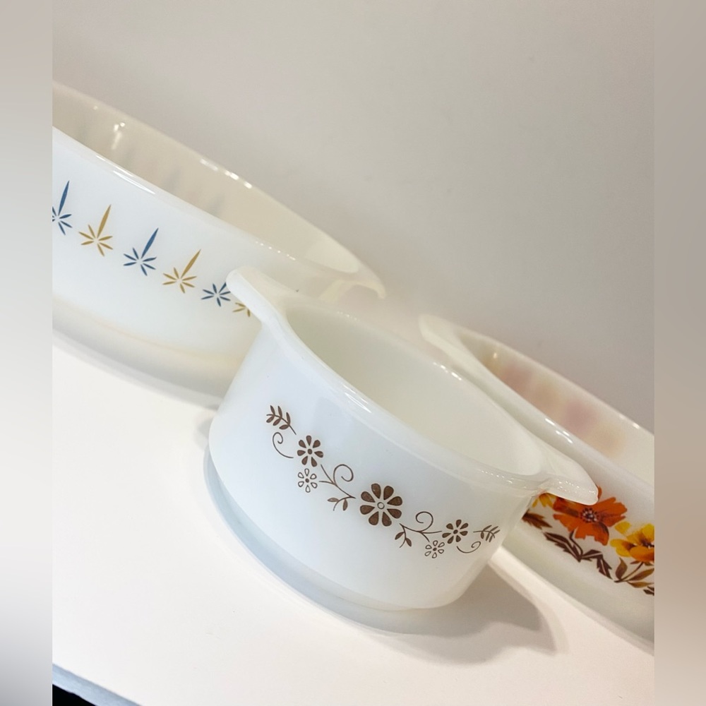 Vintage Fire King Bakeware Bundle Anchor Hocking Pyr-o-rey 3 Pyrex Milk Glass